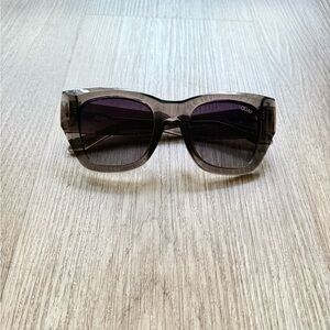quay australia after hours bevel clear gray oversized square sunglasses eyewear